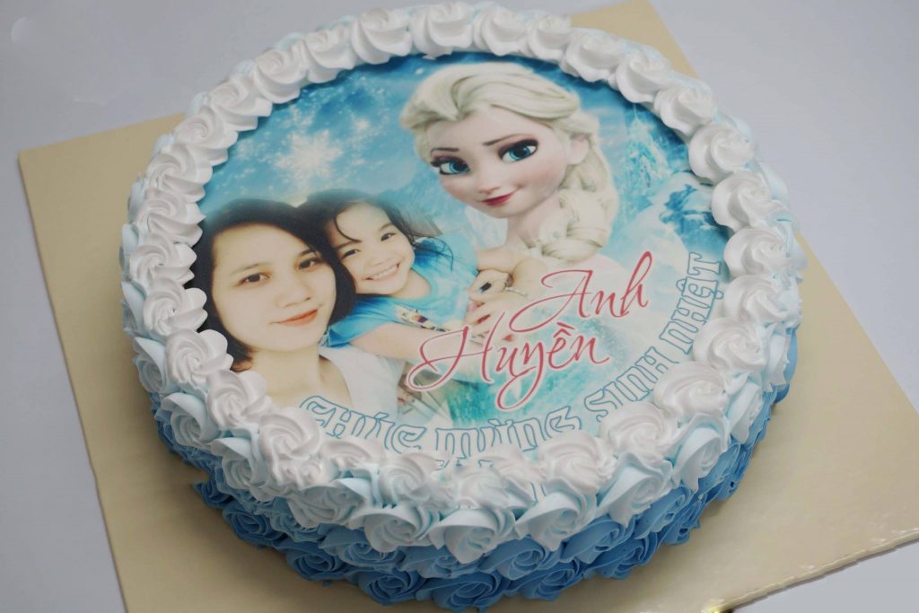 Mẫu TR001: bánh sinh nhật in hình công chúa
