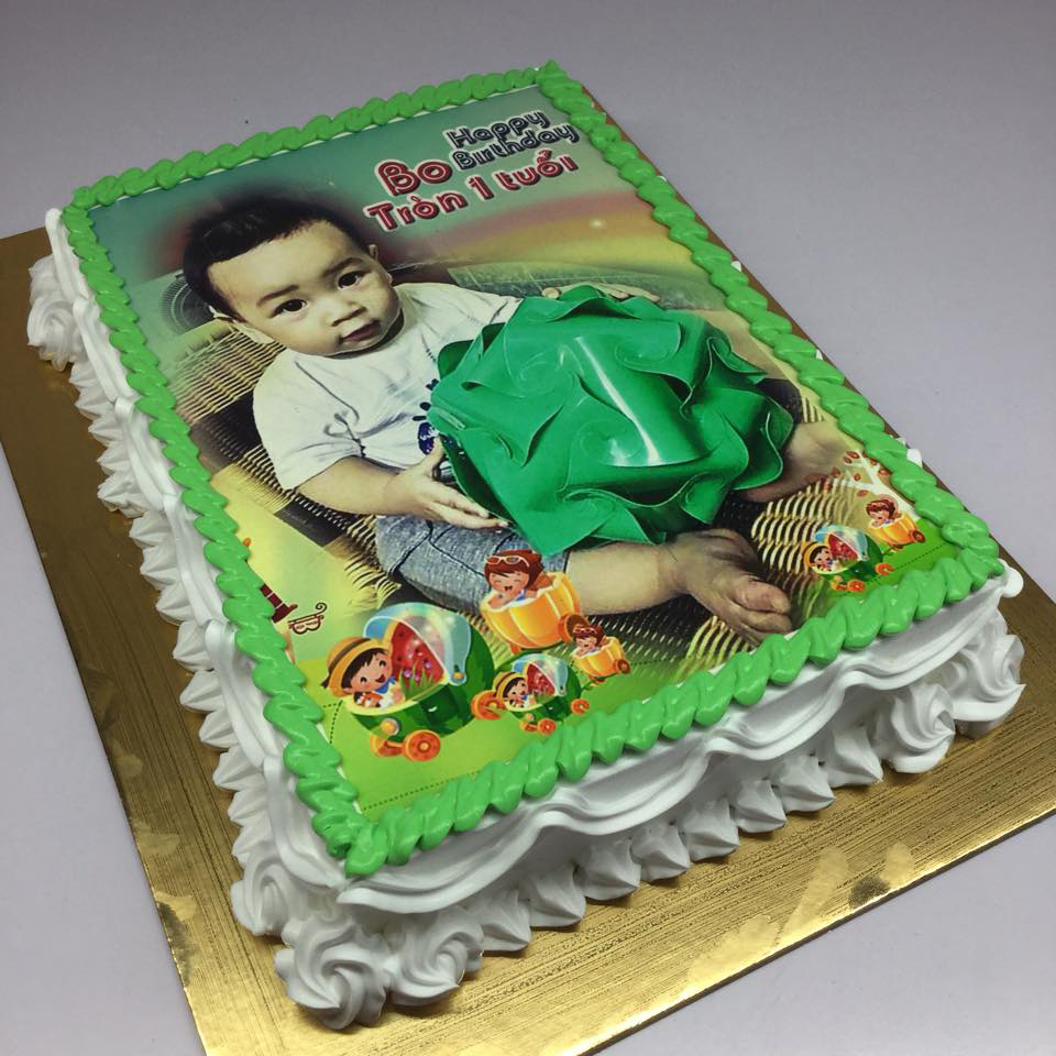 Mẫu CN010: bánh sinh nhật in hình cho bé