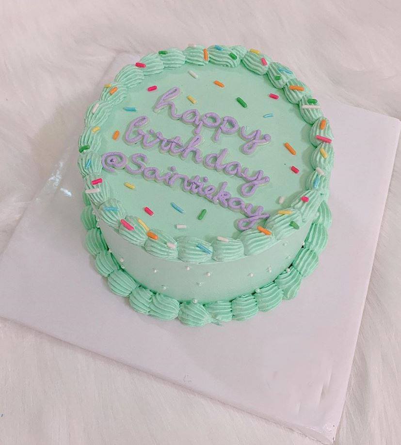 Bánh sinh nhật tròn xanh ngọc