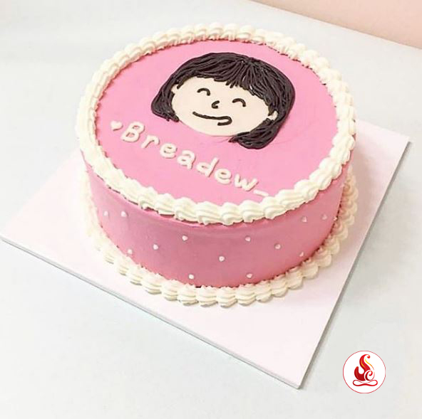 Bánh sinh nhật tròn vẽ hình bé gái