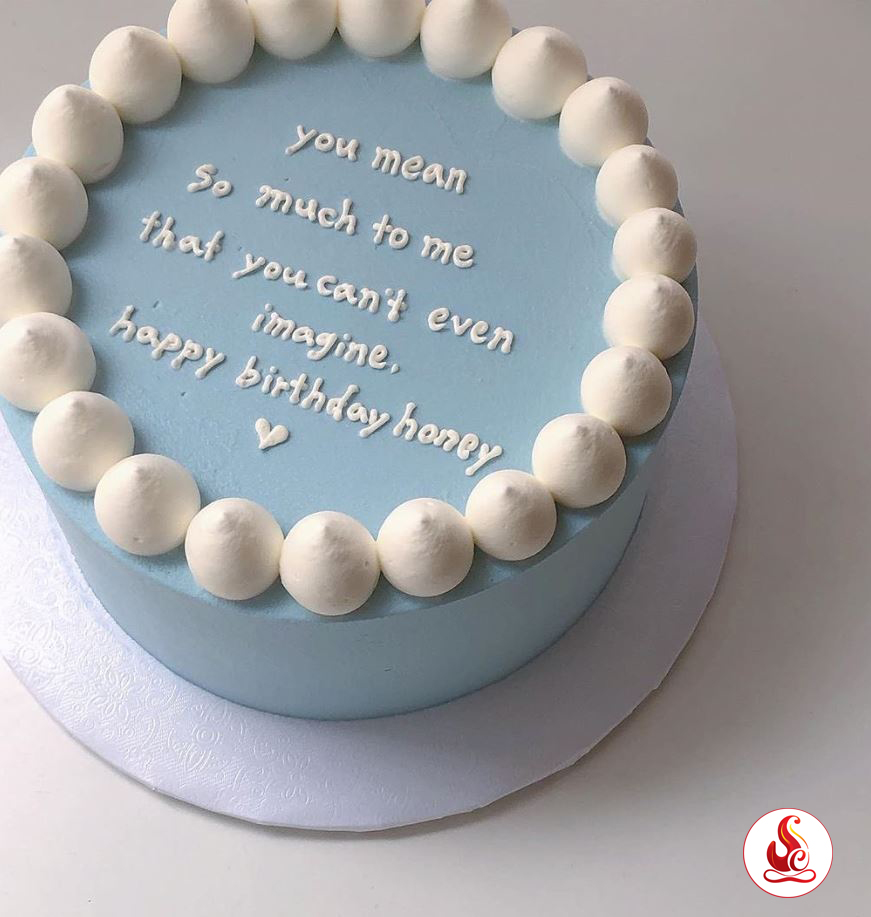 Bánh kem sinh nhật style Hàn màu xanh viết chữ